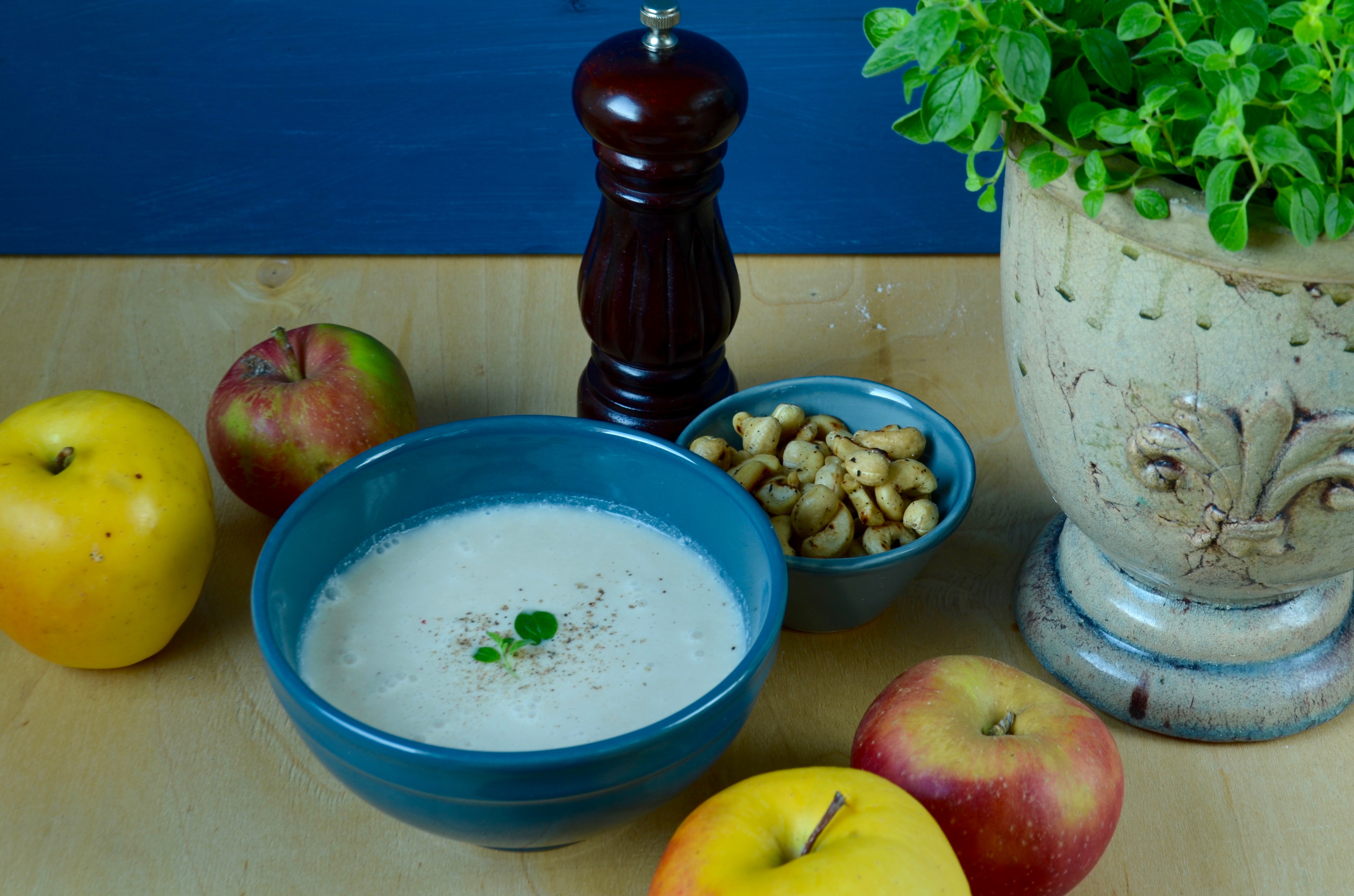 Apfel-Meerrettich-Suppe » Ye Olde Kitchen | Food- und Gartenblog