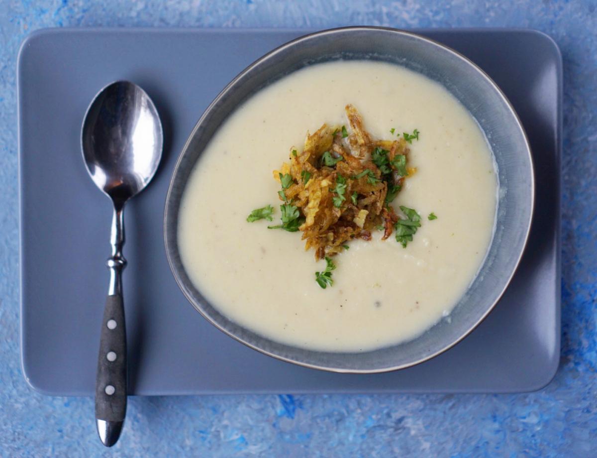Waermende Selleriecremesuppe