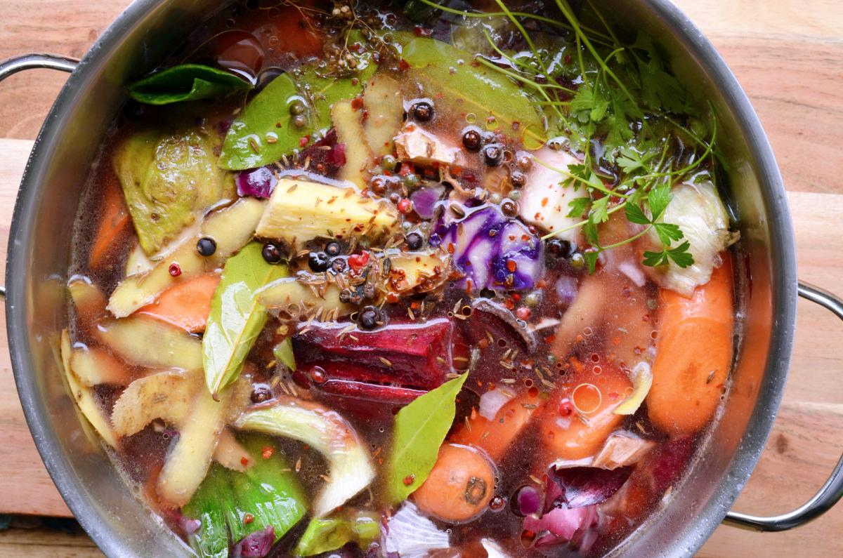 Gemüsebrühe kochen » Ye Olde Kitchen | Food- und Gartenblog