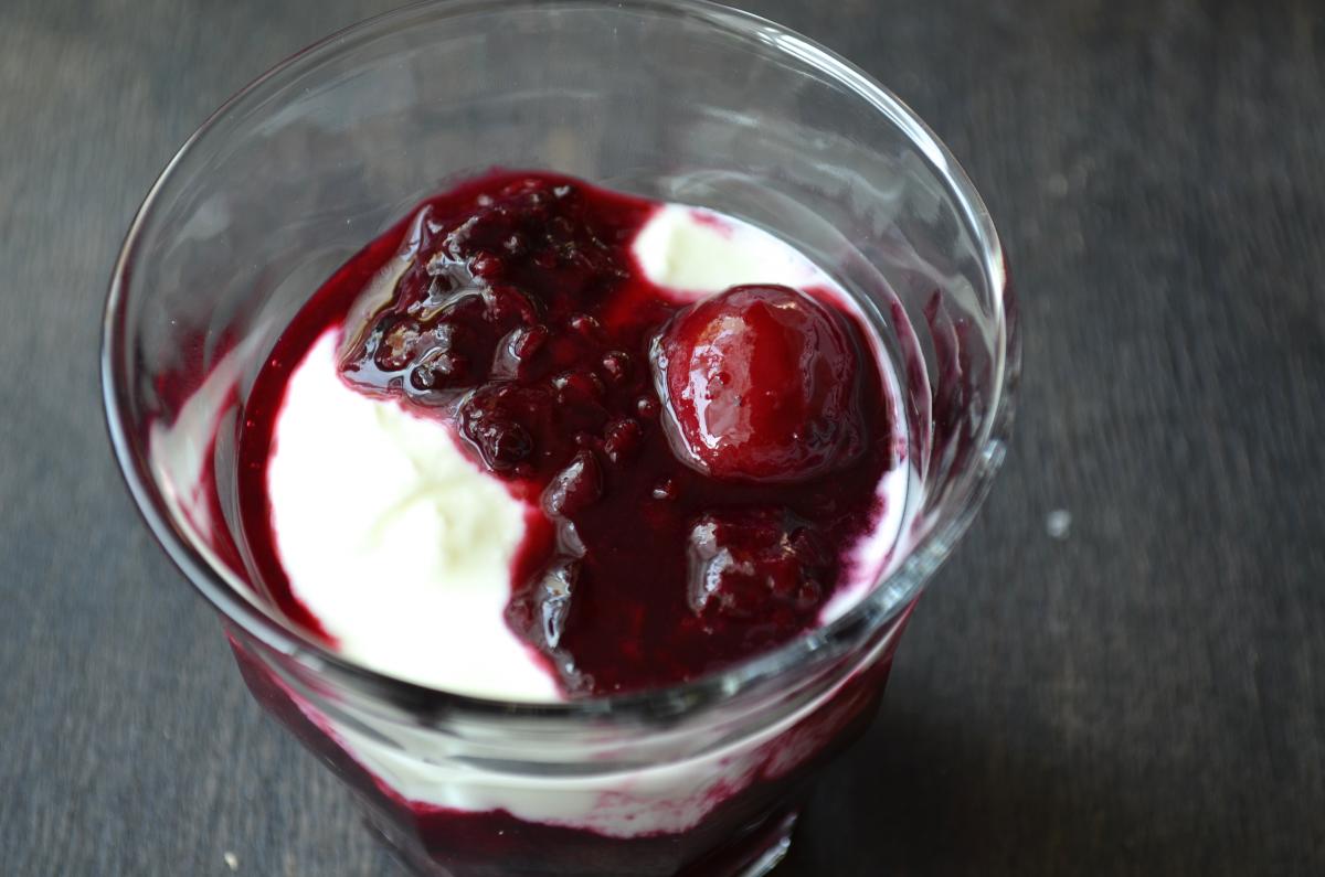 Rote Grütze » Ye Olde Kitchen | Food- und Gartenblog
